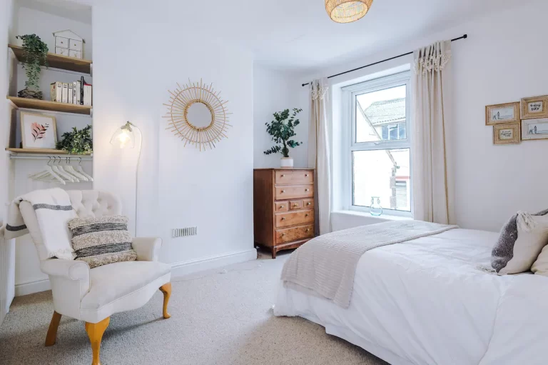 274e3b23-ad3a-4ba5-8985-e841afaba251