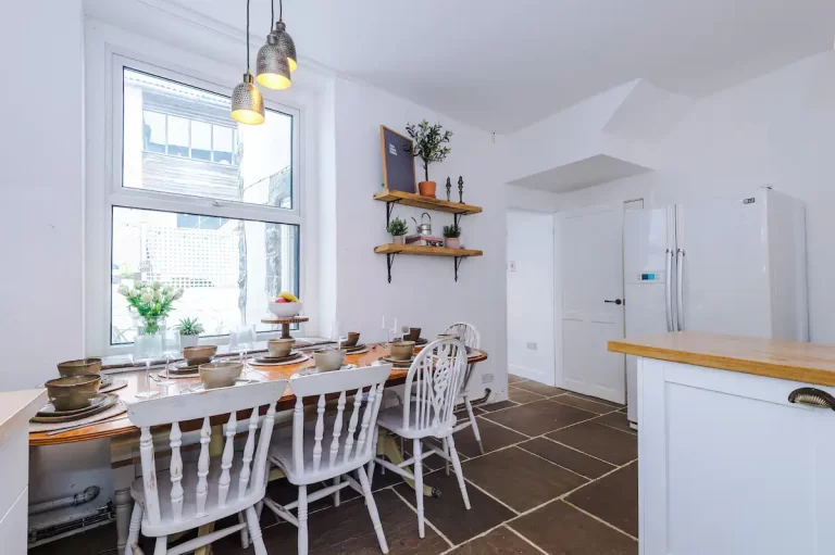 2f82d9f8-1017-4824-a147-60743e338438