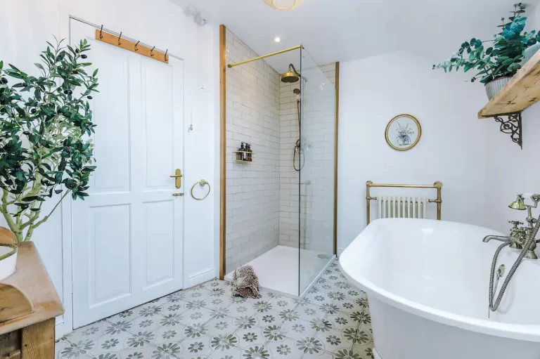 7b9779c4-c3bf-4ae3-8b8d-9c27cadefd0d